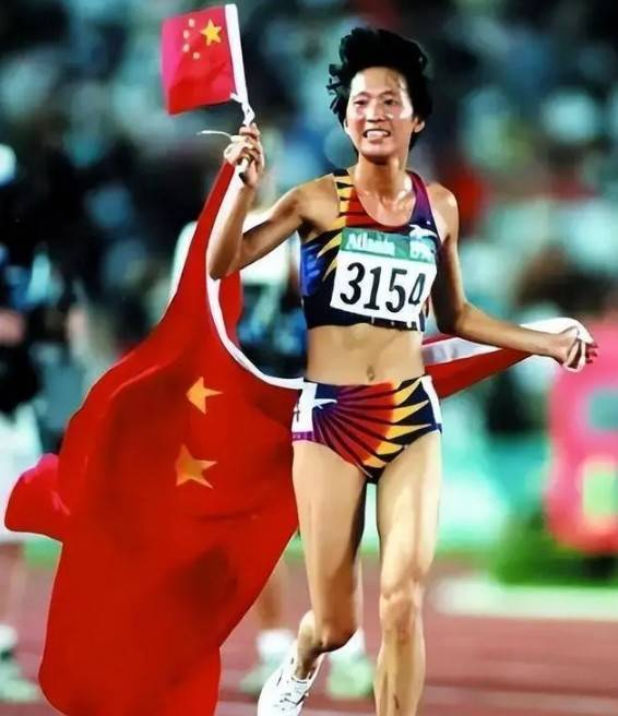 九游娱乐-奥运冠军王军霞:退役后移居美国,三个孩子三个爹,如今活成了这样|亚特兰大奥运会|婚姻|家庭|奥运会|赛场_新浪体育_新浪新闻